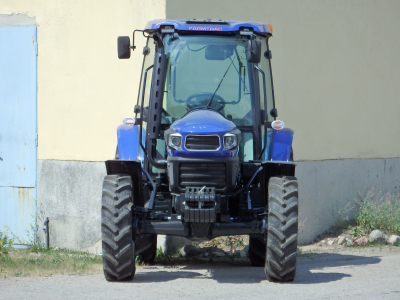 Traktor FARMTRAC 6075 NETS